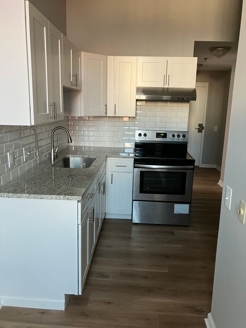 New Britain Apartment: 41 Beaver Street