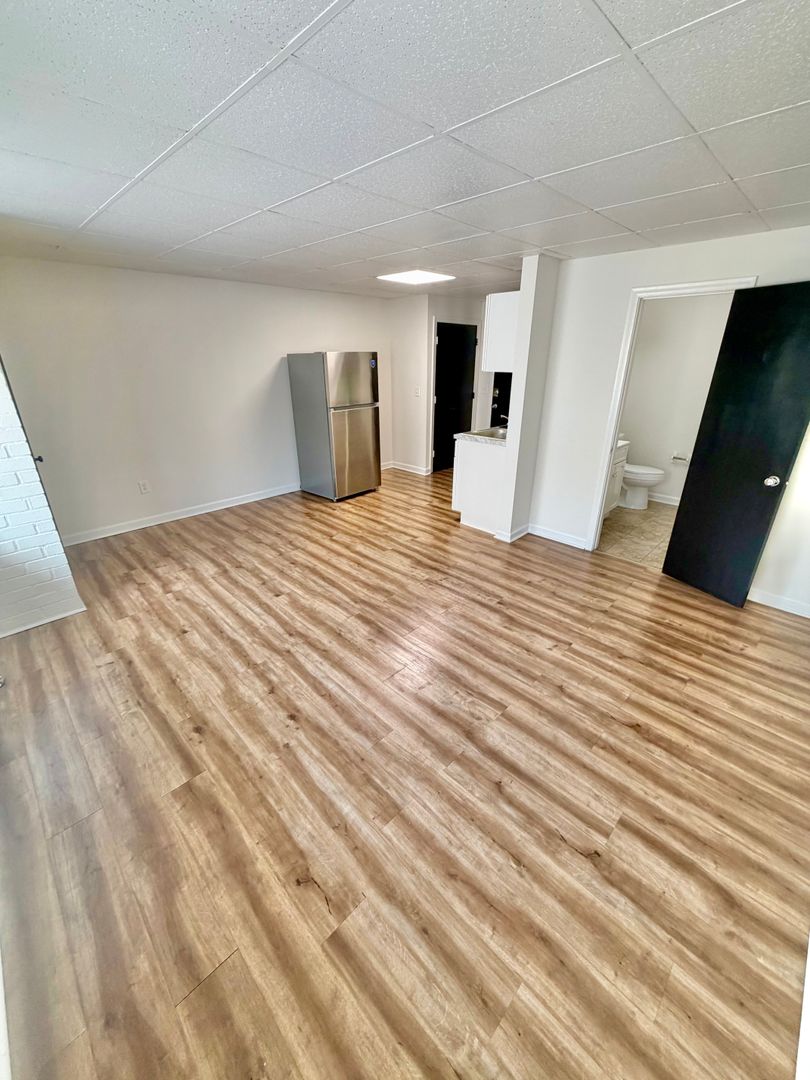 New Britain Apartment: 60 Court Street