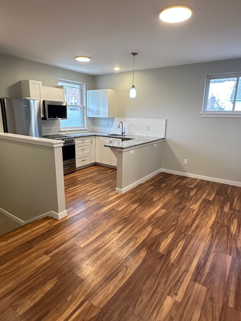 New Britain Apartment: 1 Prospect St.