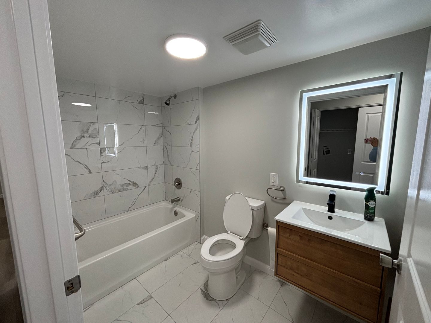 New Britain Apartment: 54 Beaver Street