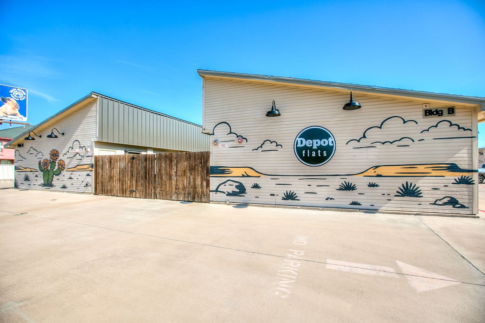 San Angelo Apartment: 350 W Avenue L