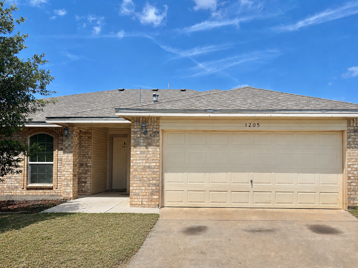 San Angelo House: 1205 Johnny