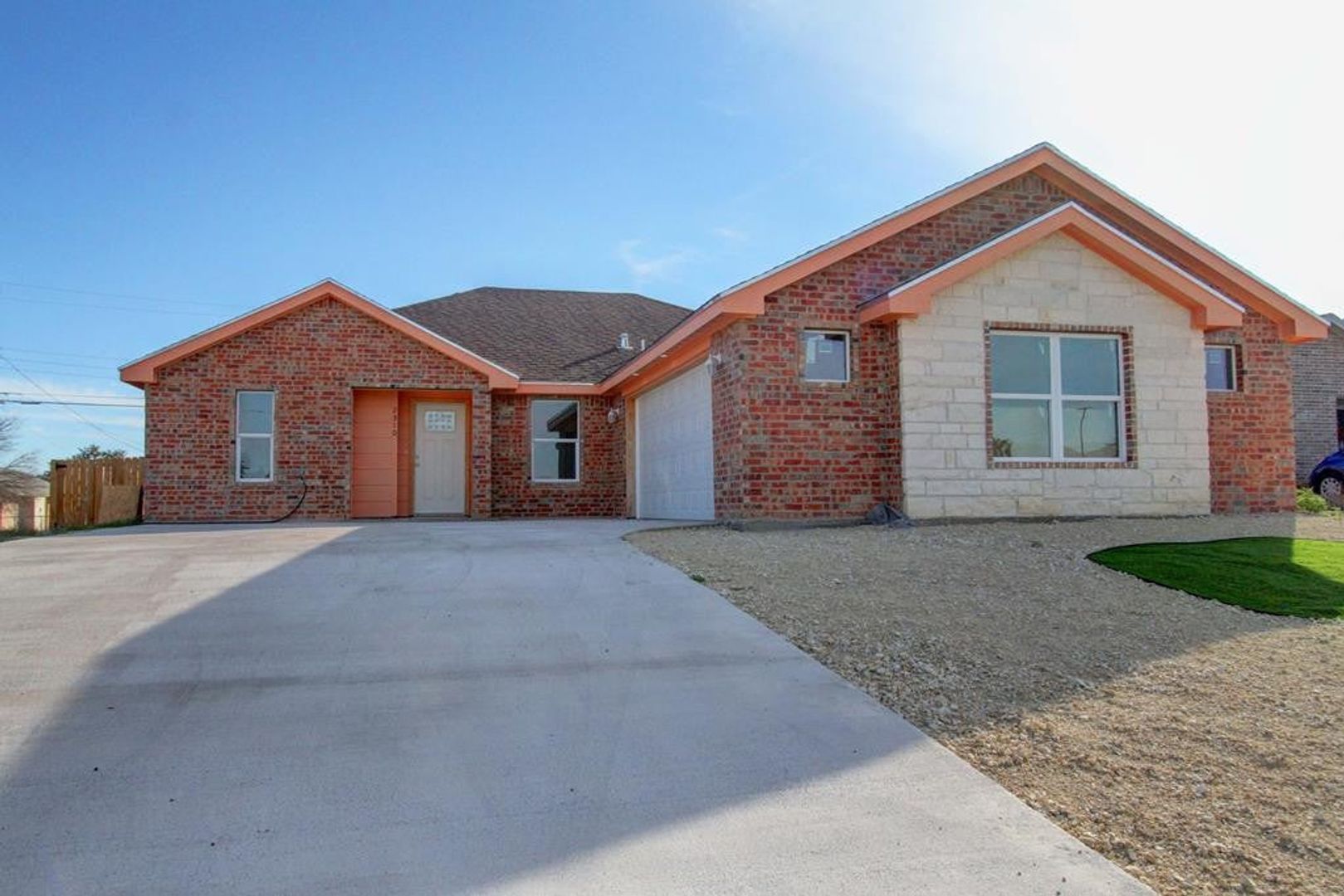 San Angelo House: 2310 N Poe St