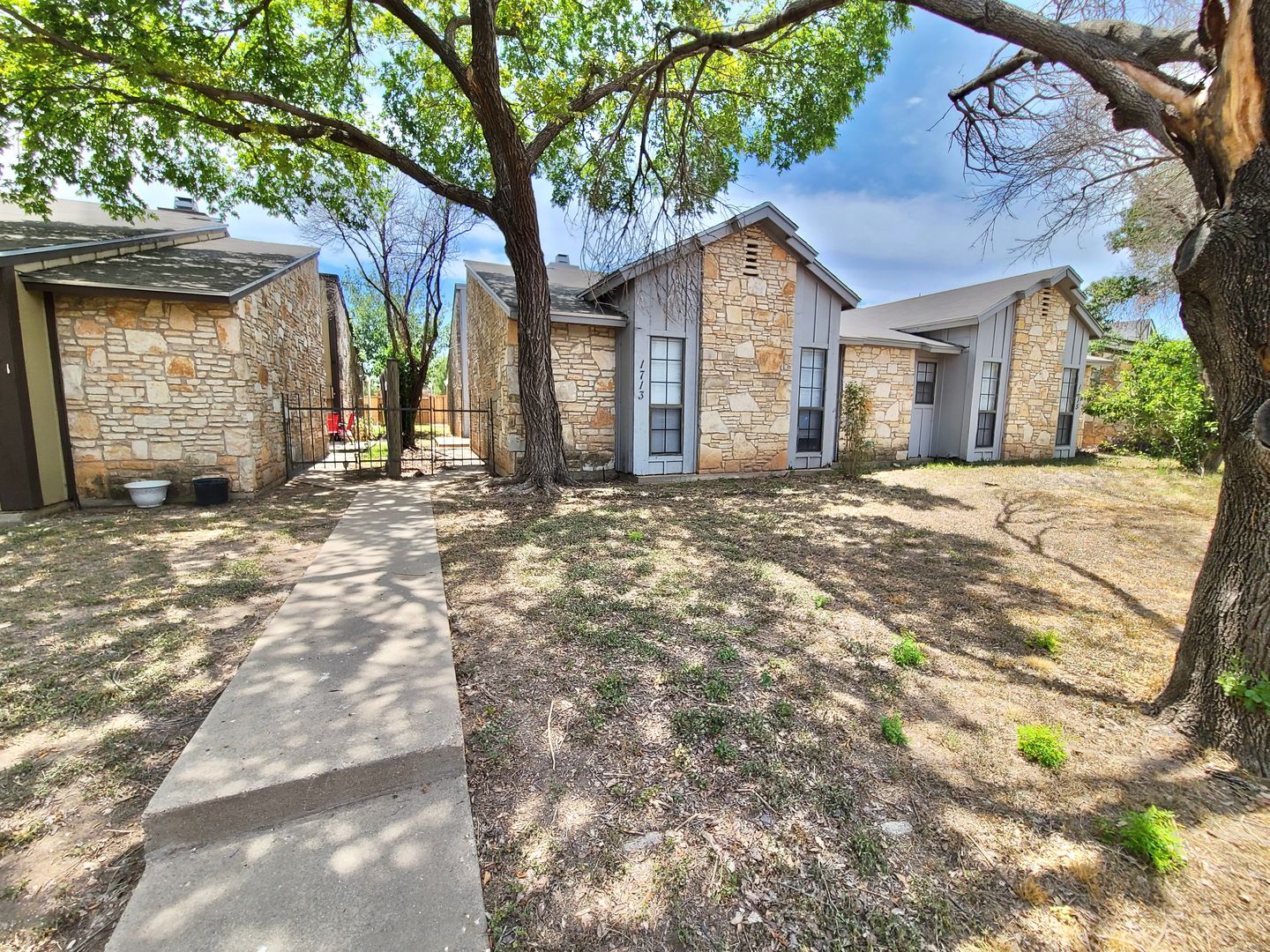 San Angelo House: 1713 Utah