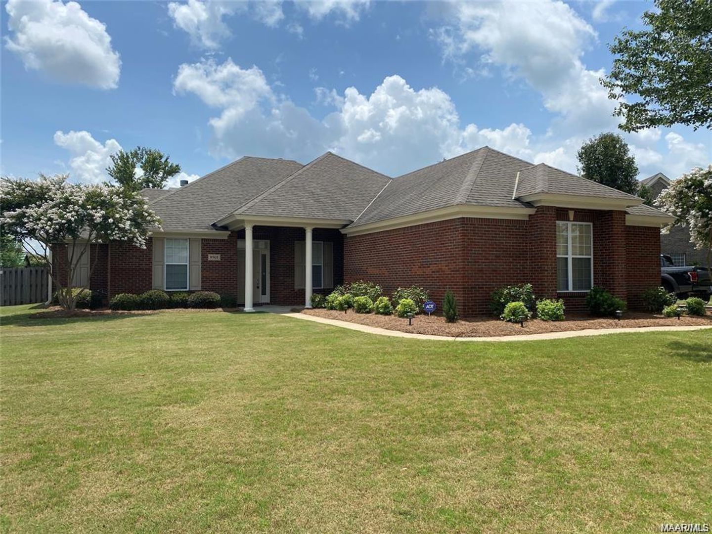 Montgomery House: 9501 Helmsley Circle