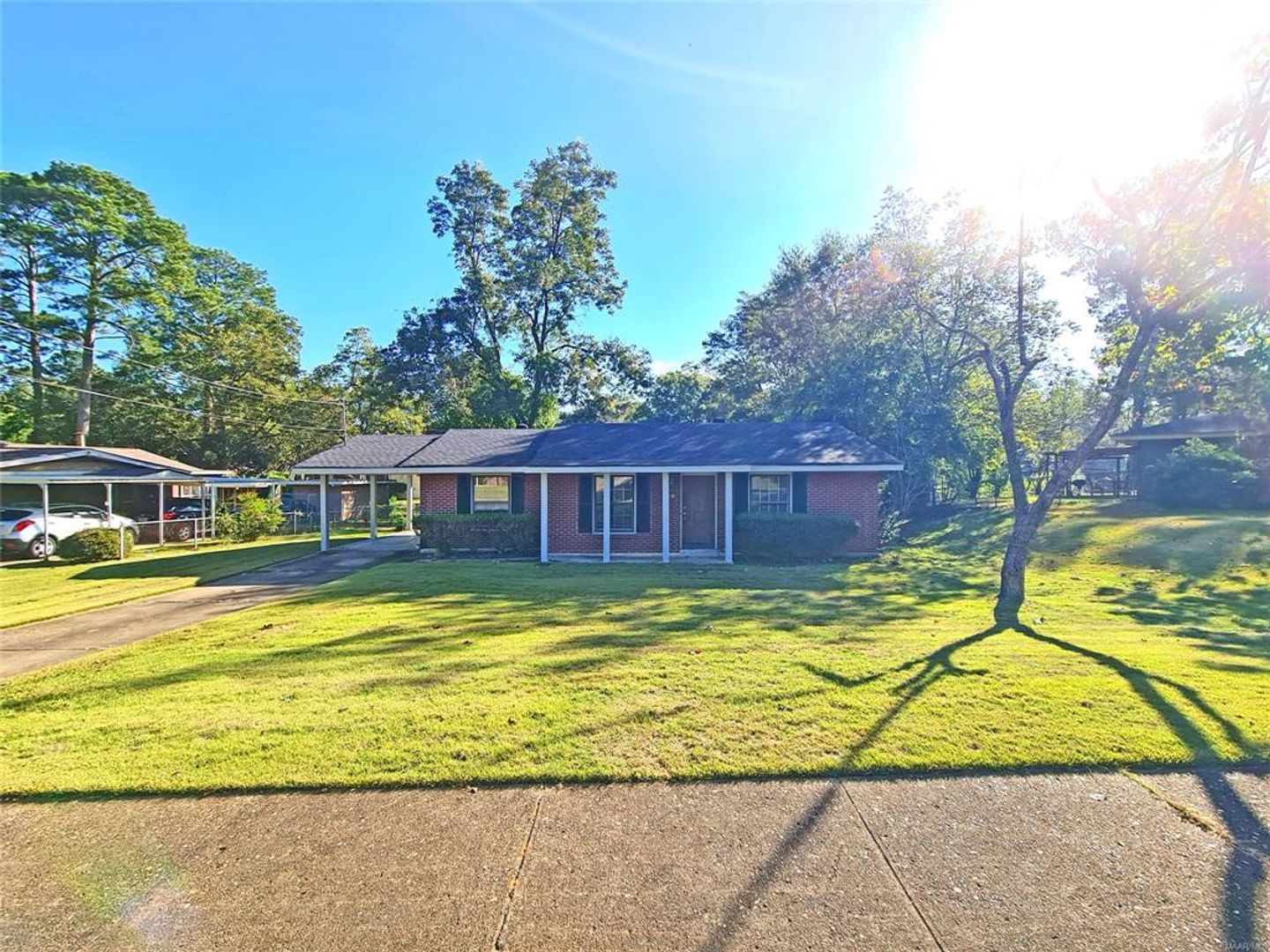 Montgomery House: 959 Green Ridge Court