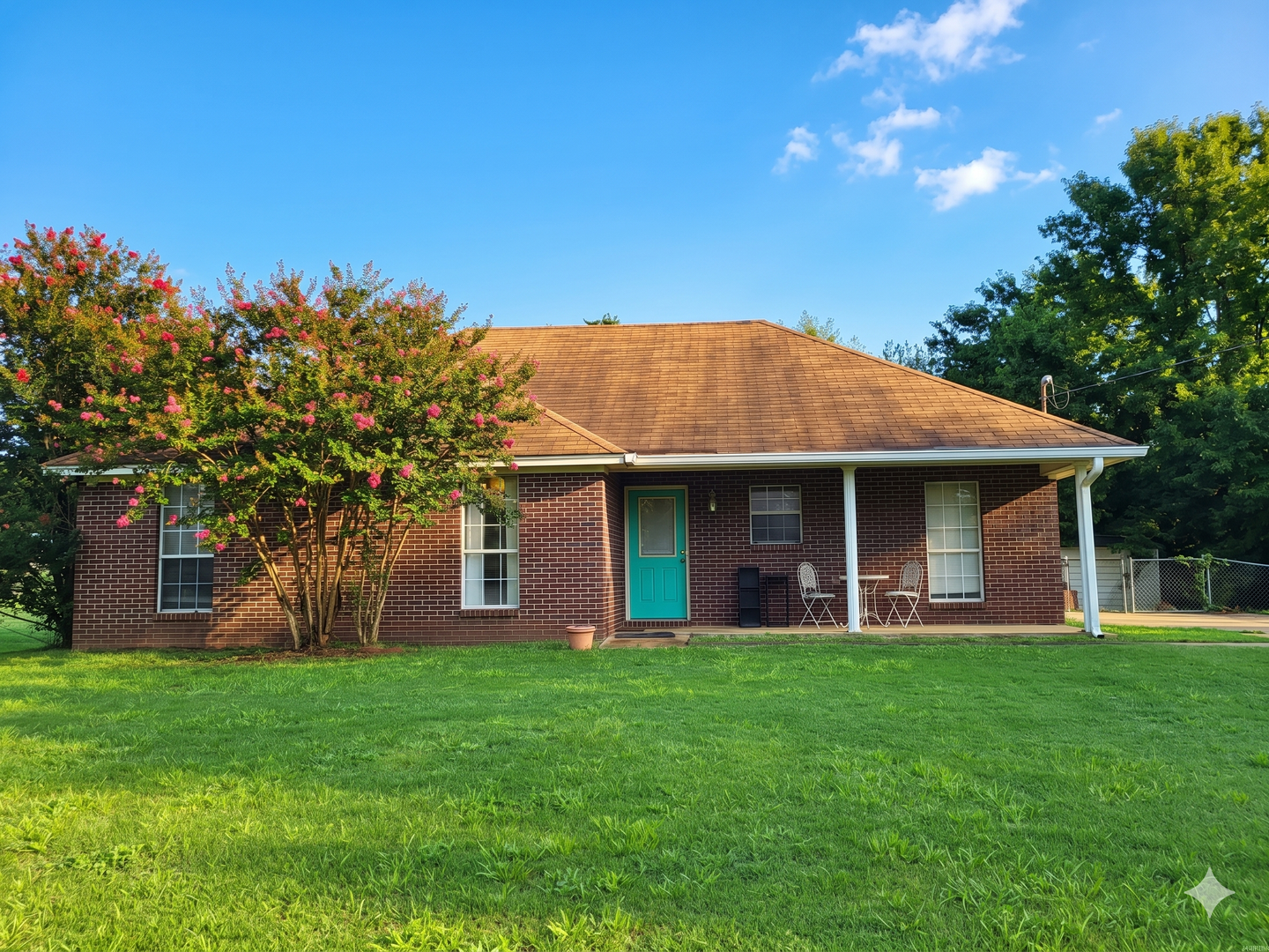 Elmore House: 123 Meadowview Drive