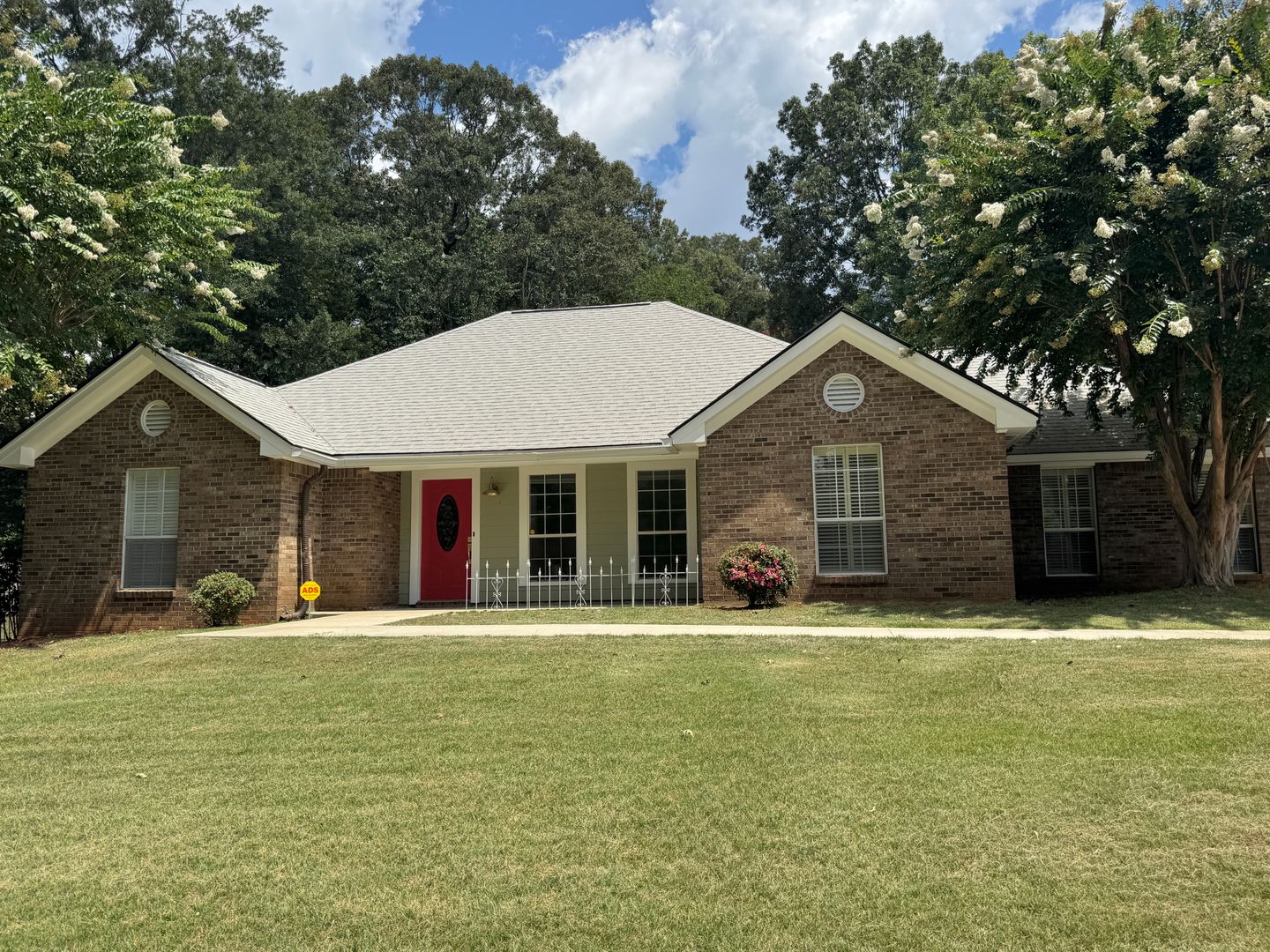 Prattville House: 810 Carter Rd