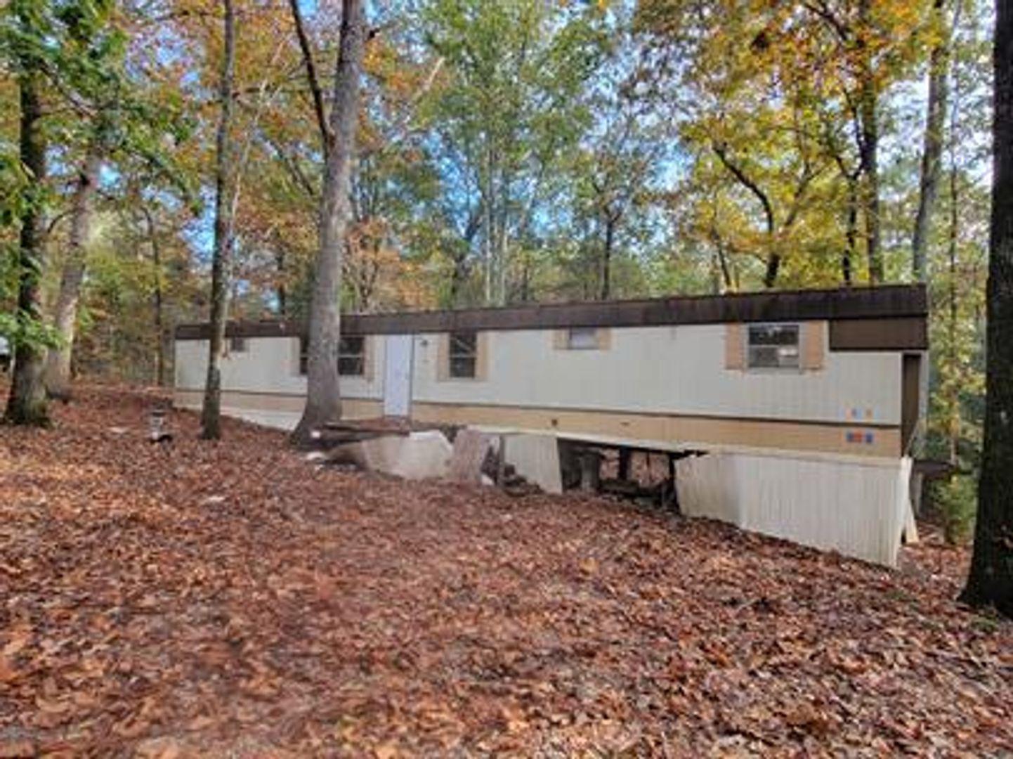 Deatsville Apartment: Rocky Hollow Lane