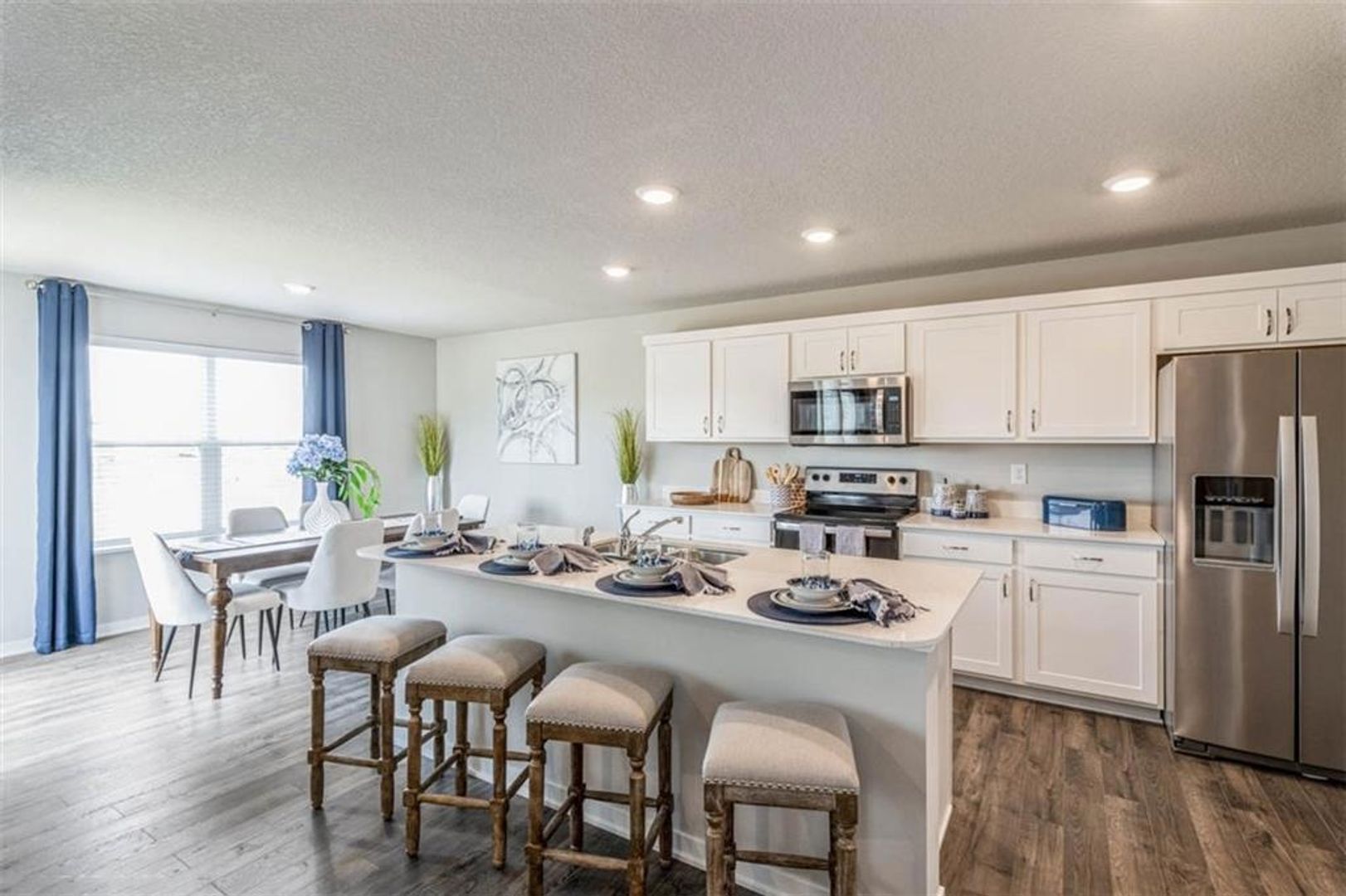 Waukee Townhome: 277 NW Charlestown Lane