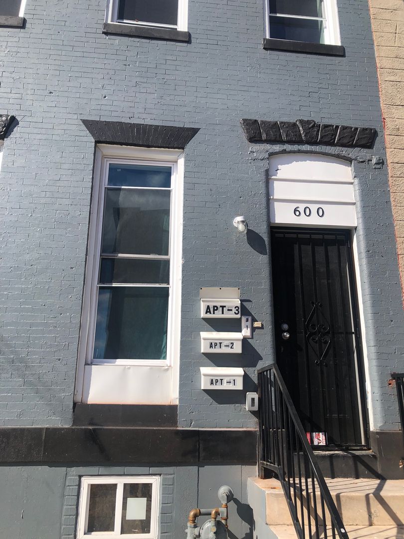 Baltimore Apartment: 600 N Arlington Ave