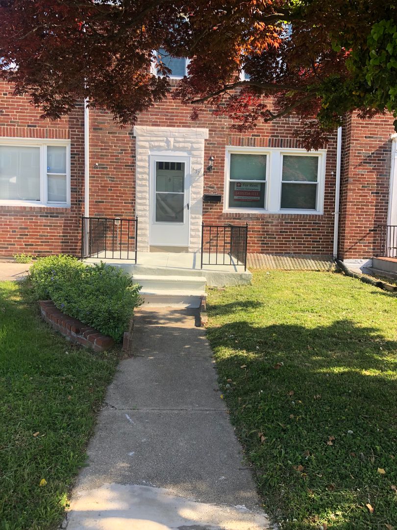 Baltimore House: 1632 Northwick Rd