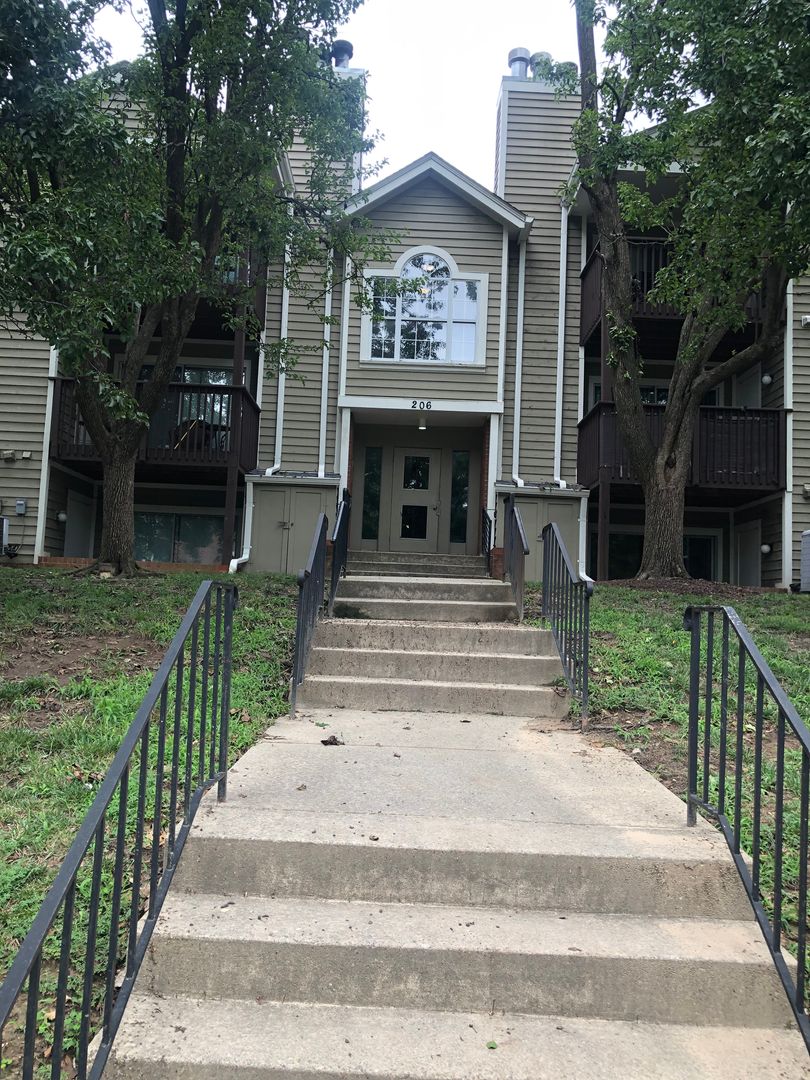 Glen Burnie Condo: 206 Water Fountain Ct