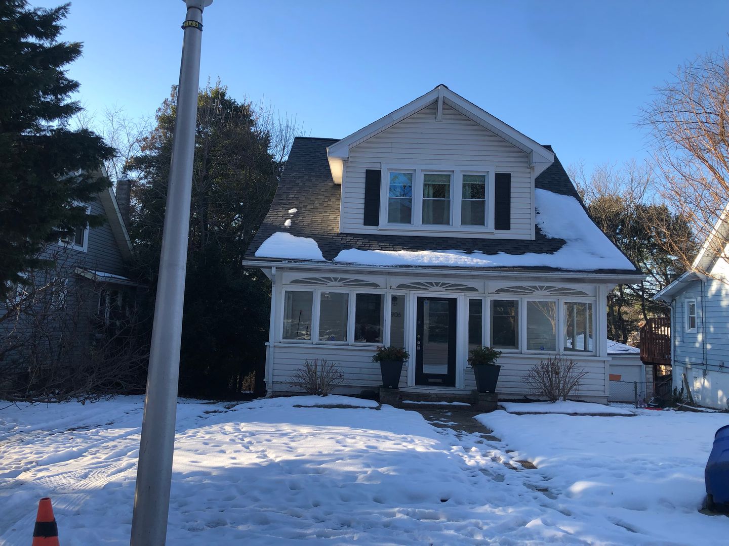 Baltimore House: 4906 Ross Rd