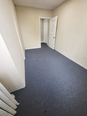 Small Office in N Baltimore