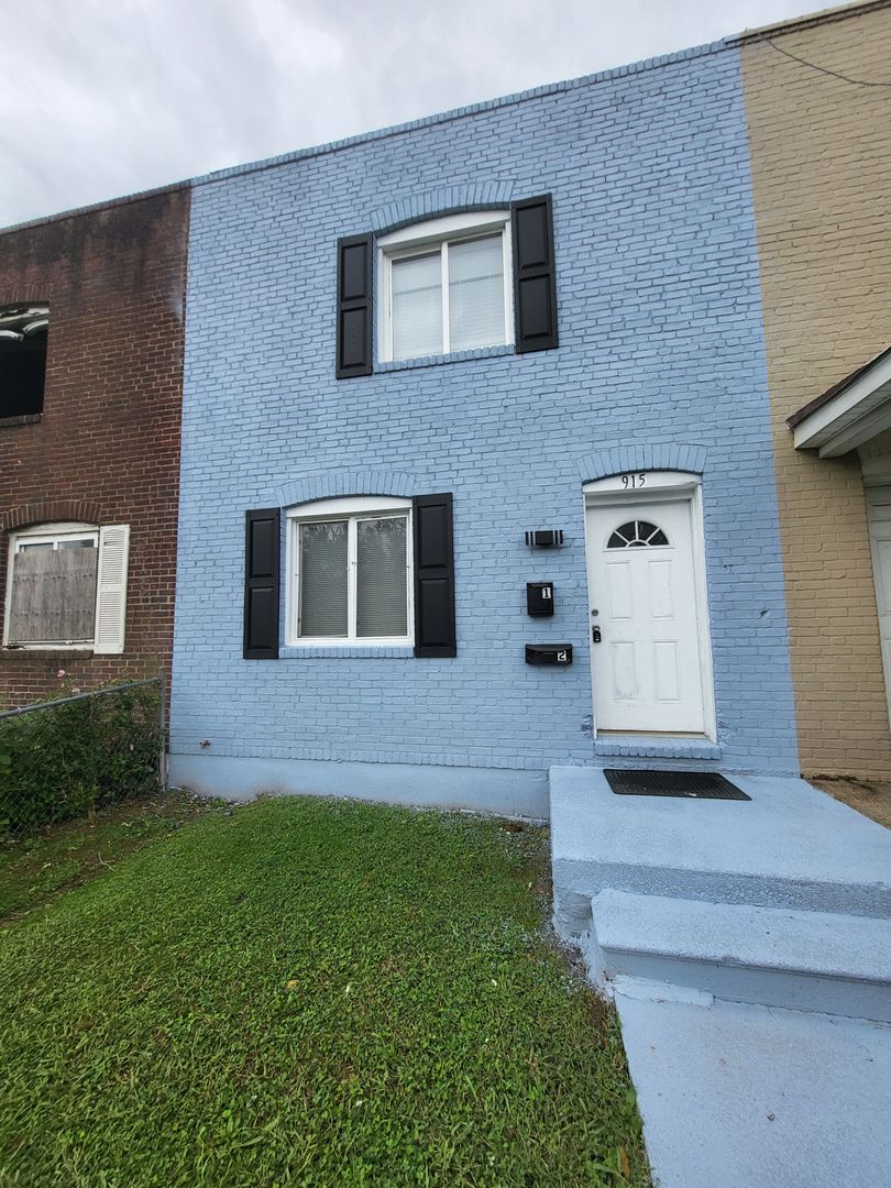 Baltimore Apartment: 915 Jack St