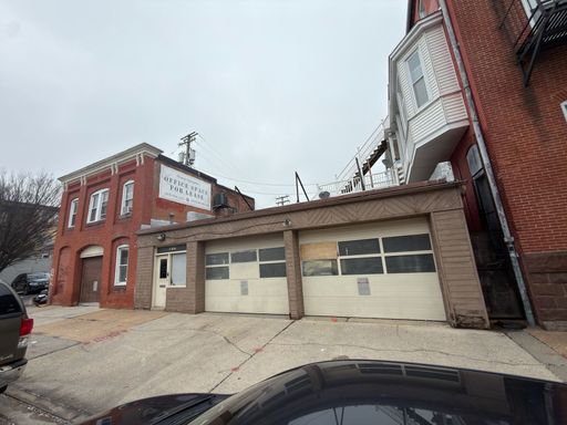 3 Bay Garage + LOFT - AS IS- 1750.00 – photo 1