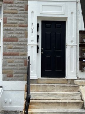 2 bedroom apartment in Baltimore city – photo 1