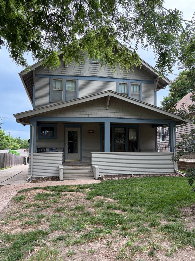 Sioux Falls Apartment: 918 S 1st