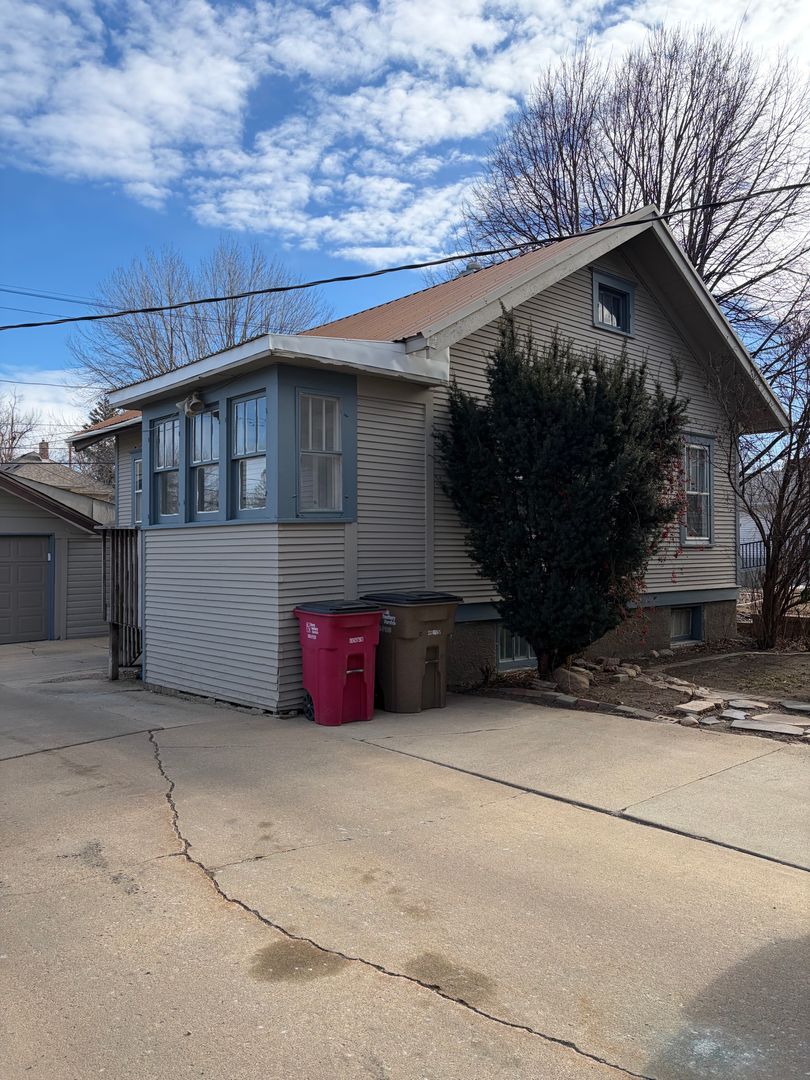 Sioux Falls Apartment: 918 S 1st