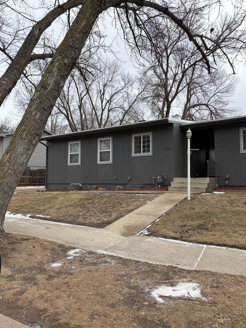 Sioux Falls House: 3108 S 9th Ave