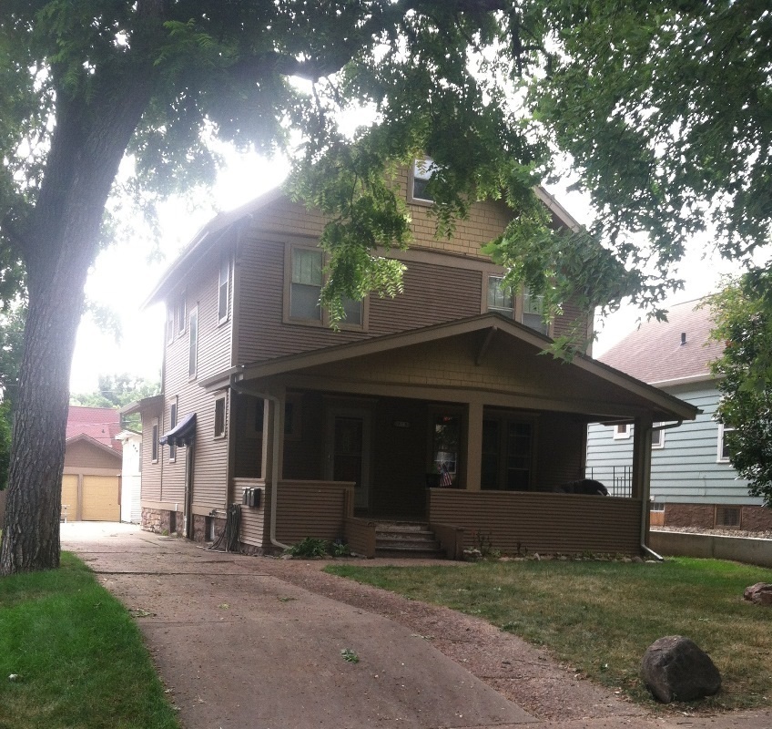 Sioux Falls Apartment: 918 S 1st