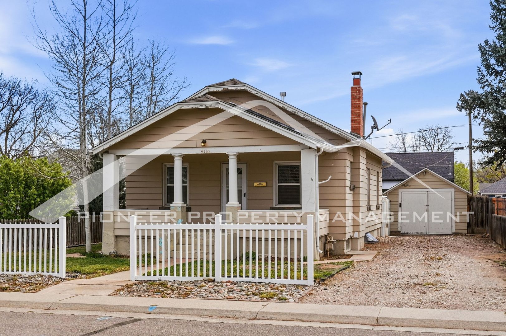 Englewood House: 4110 S Pennsylvania St