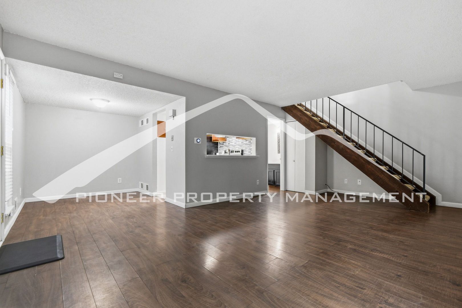 Aurora Townhome: 9901 E Evans Ave Unit #4B