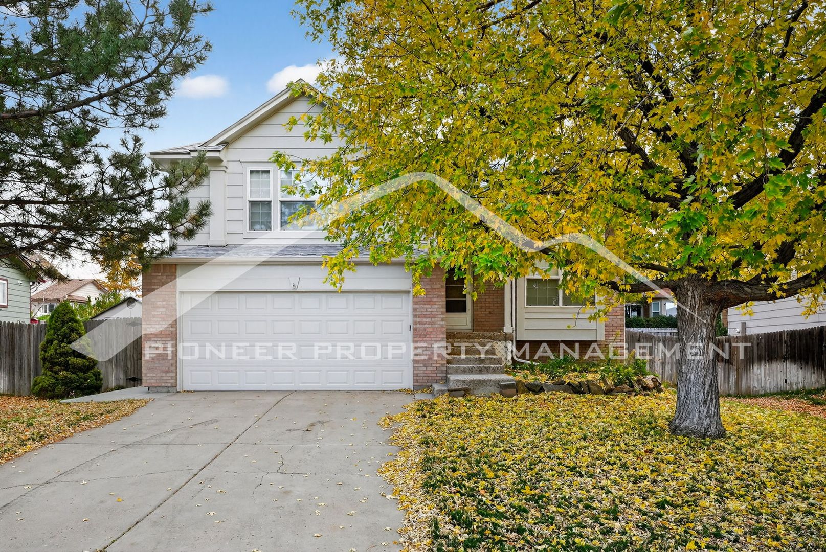 Aurora House: 19860 E Caspian Cir