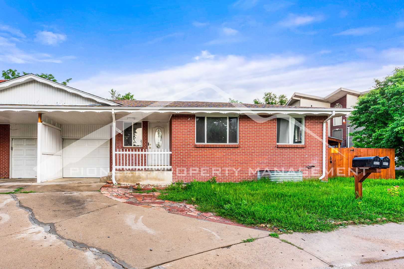 Lakewood House: 9615 W 25th Pl