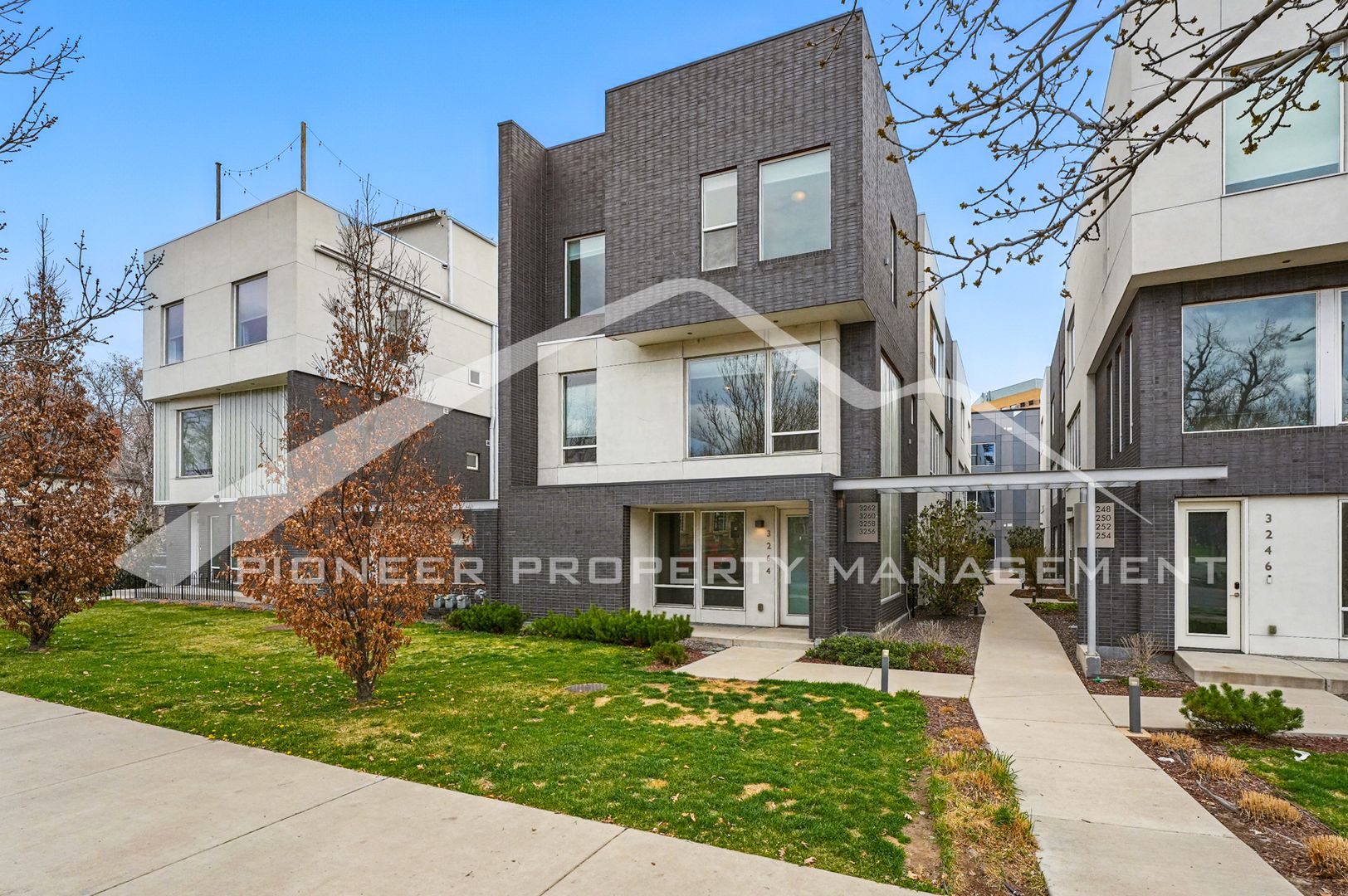 Denver House: 3264 Federal Blvd