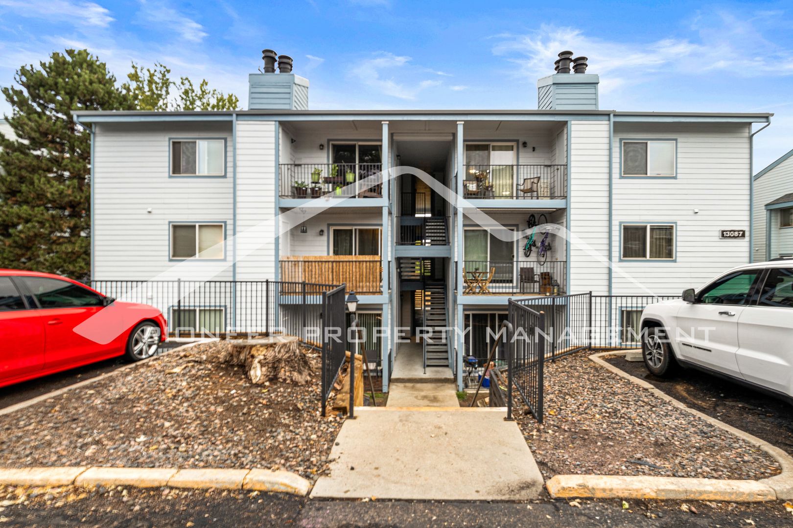 Lakewood House: 13087 W Cedar Dr. #227