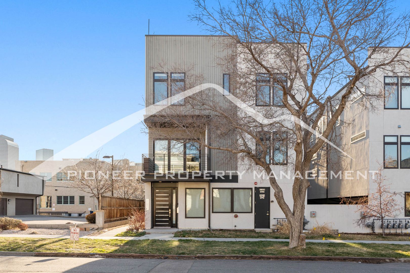 Denver Townhome: 2121 N Marion St. #1