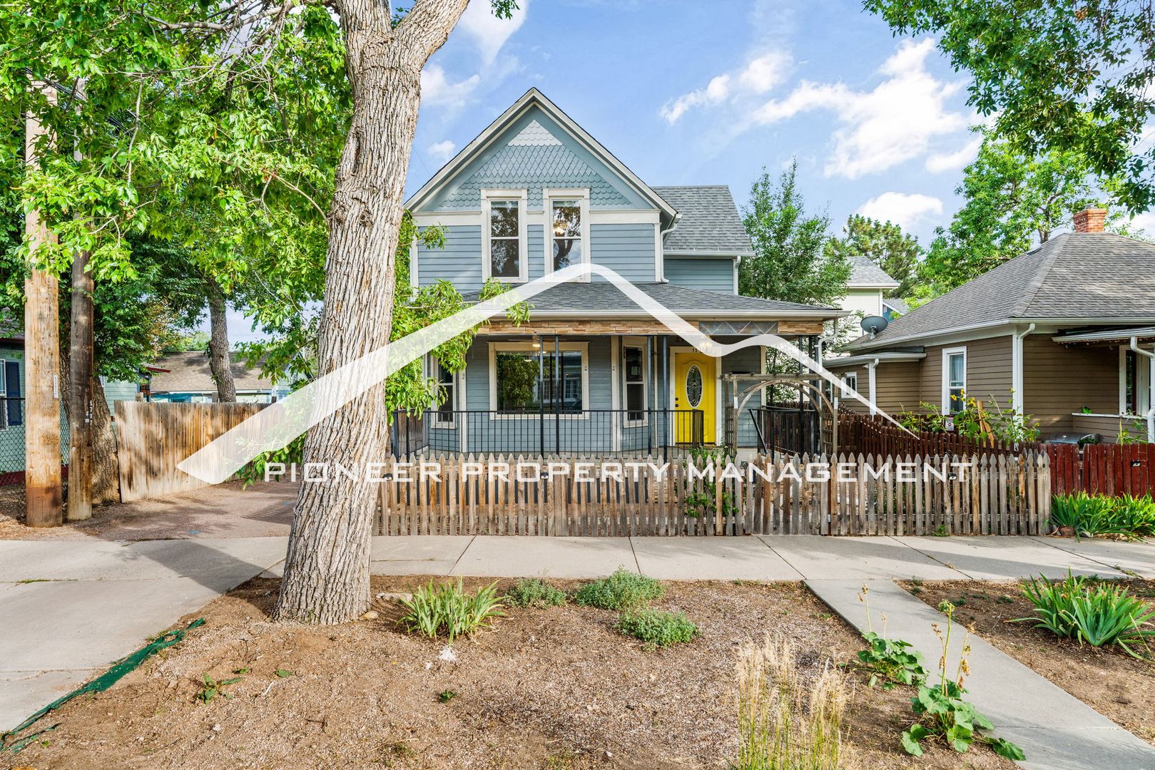 Colorado Springs House: 15 S 18th St