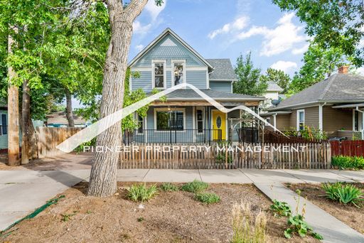 Charming 3BR Victorian Near Old Colorado City with 3 bedroom/ 1.5 bathroom – photo 1