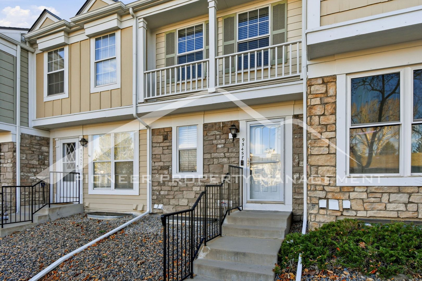 Littleton Townhome: 9545 West Coal mine Ave Unit #F