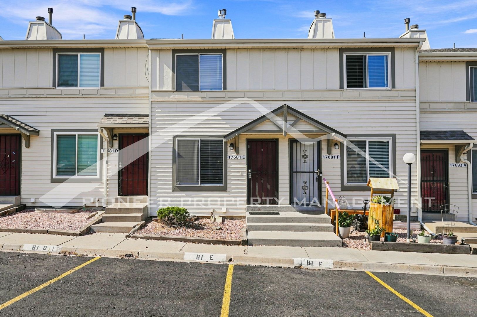 Aurora Townhome: 17681 E Loyola Dr Unit #E