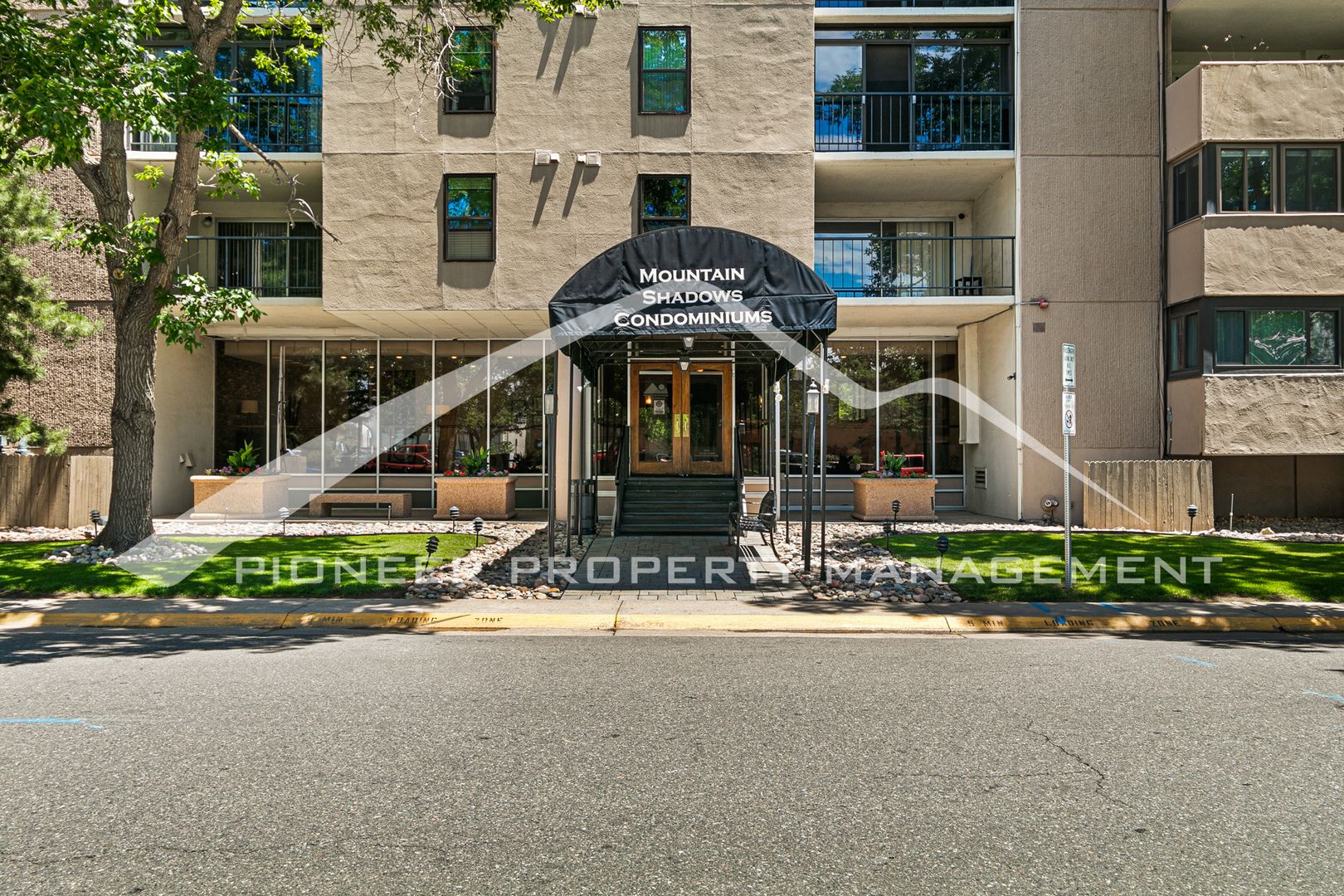 Denver Condo: 2 Adams St. #402