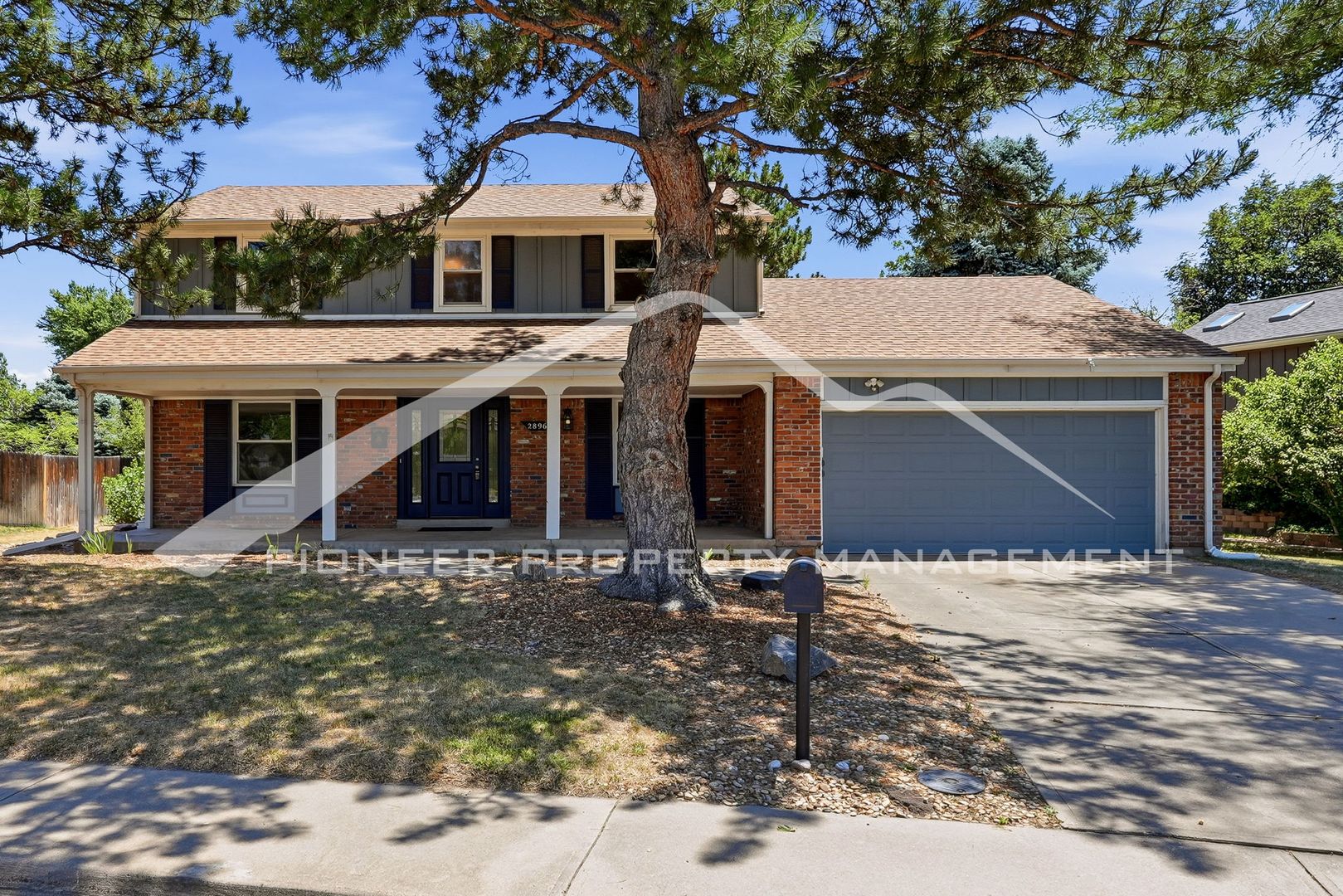 Aurora House: 2896 S Paris St