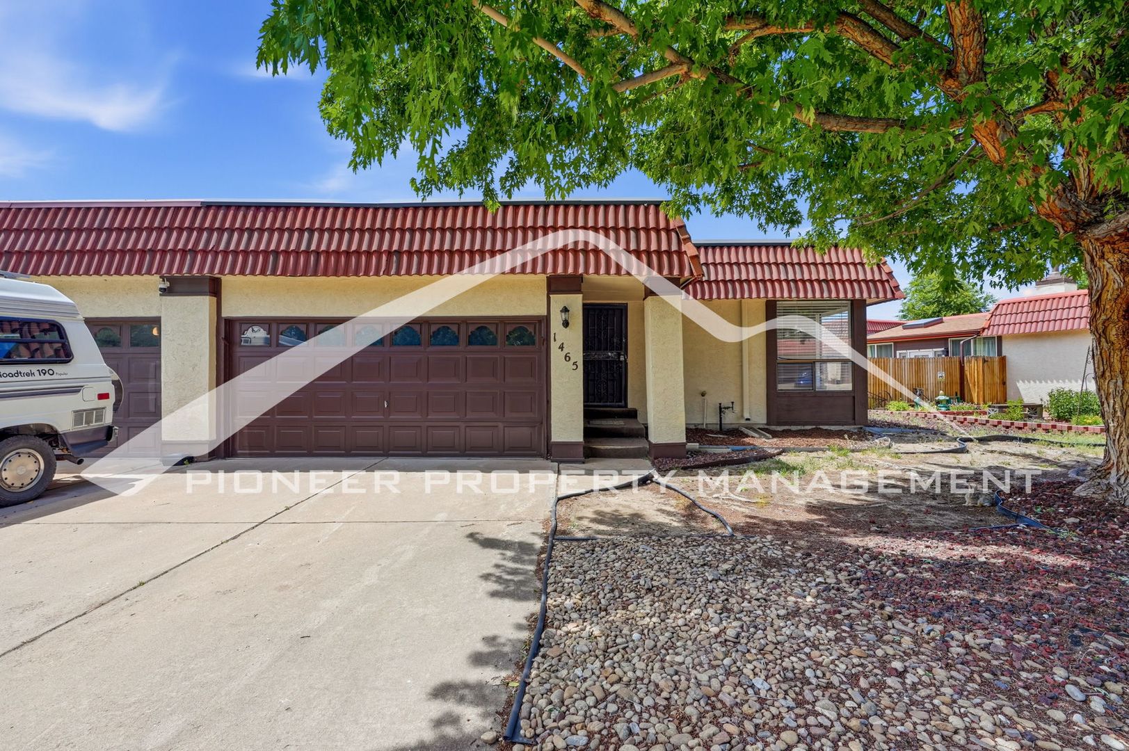 Aurora House: 1465 S Troy St
