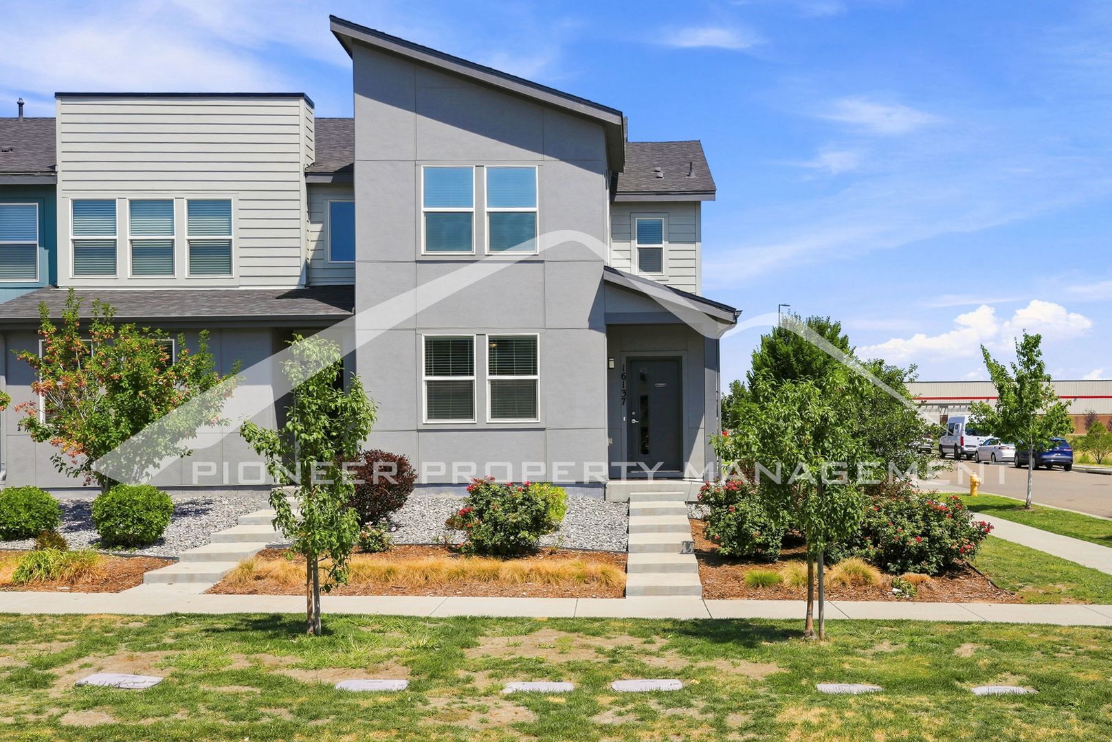 Denver Townhome: 16137 E Elk Pl