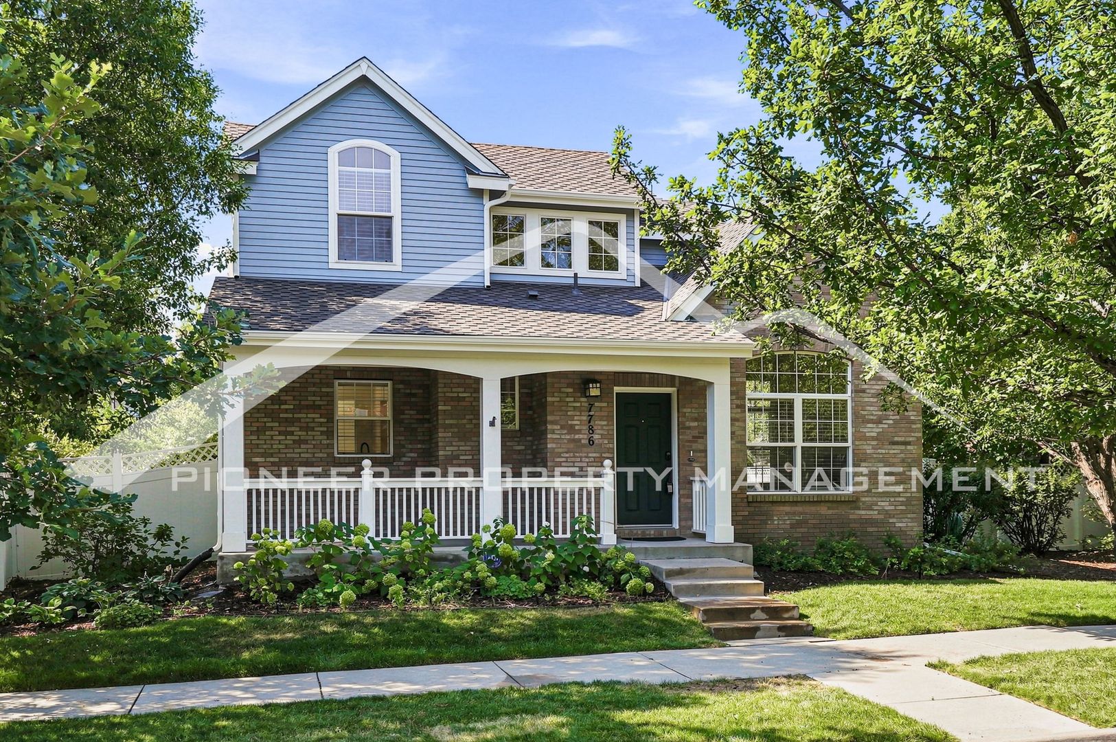 Denver House: 7786 E Severn Pl