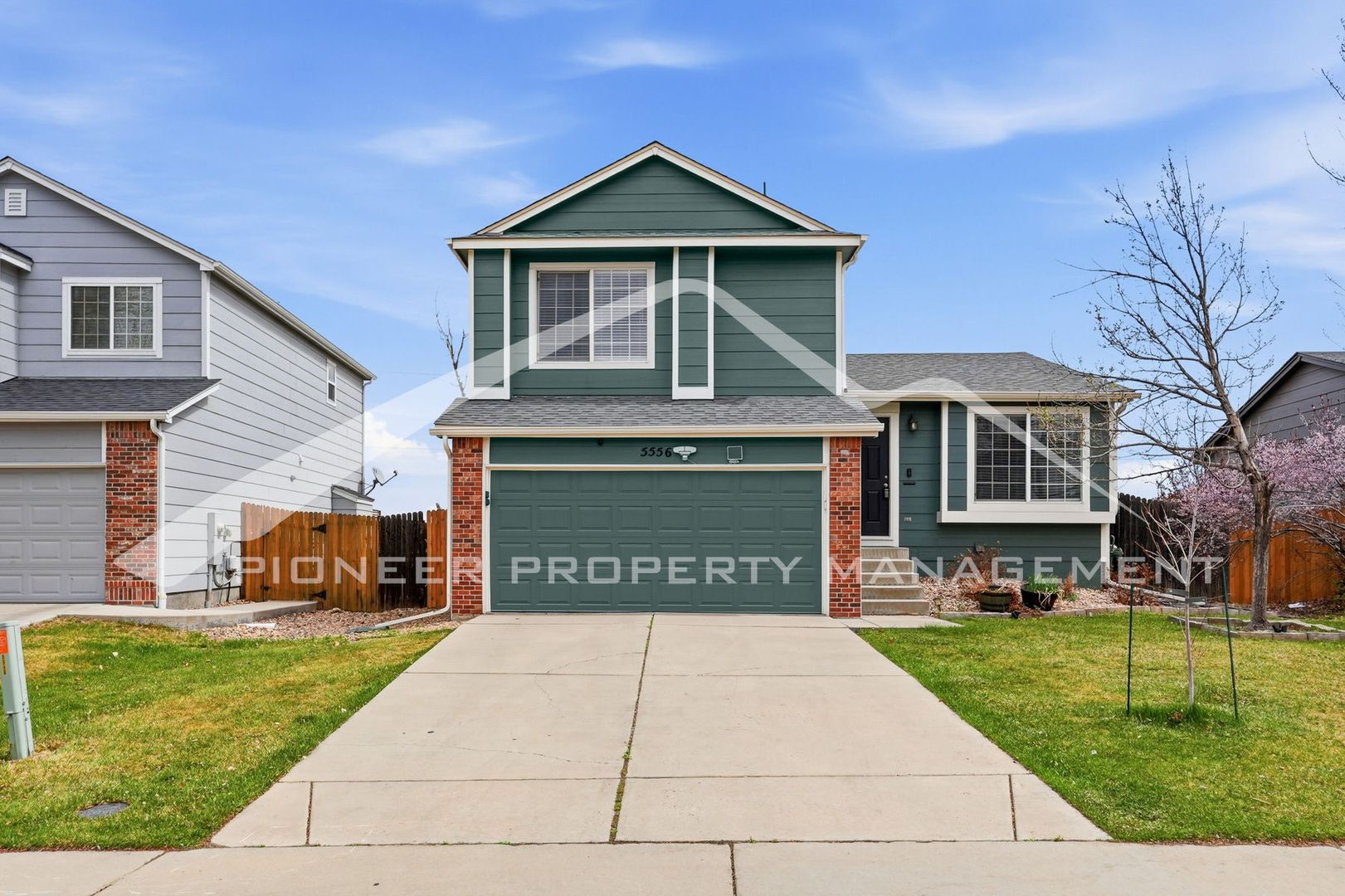 Aurora House: 5556 S Yakima Way