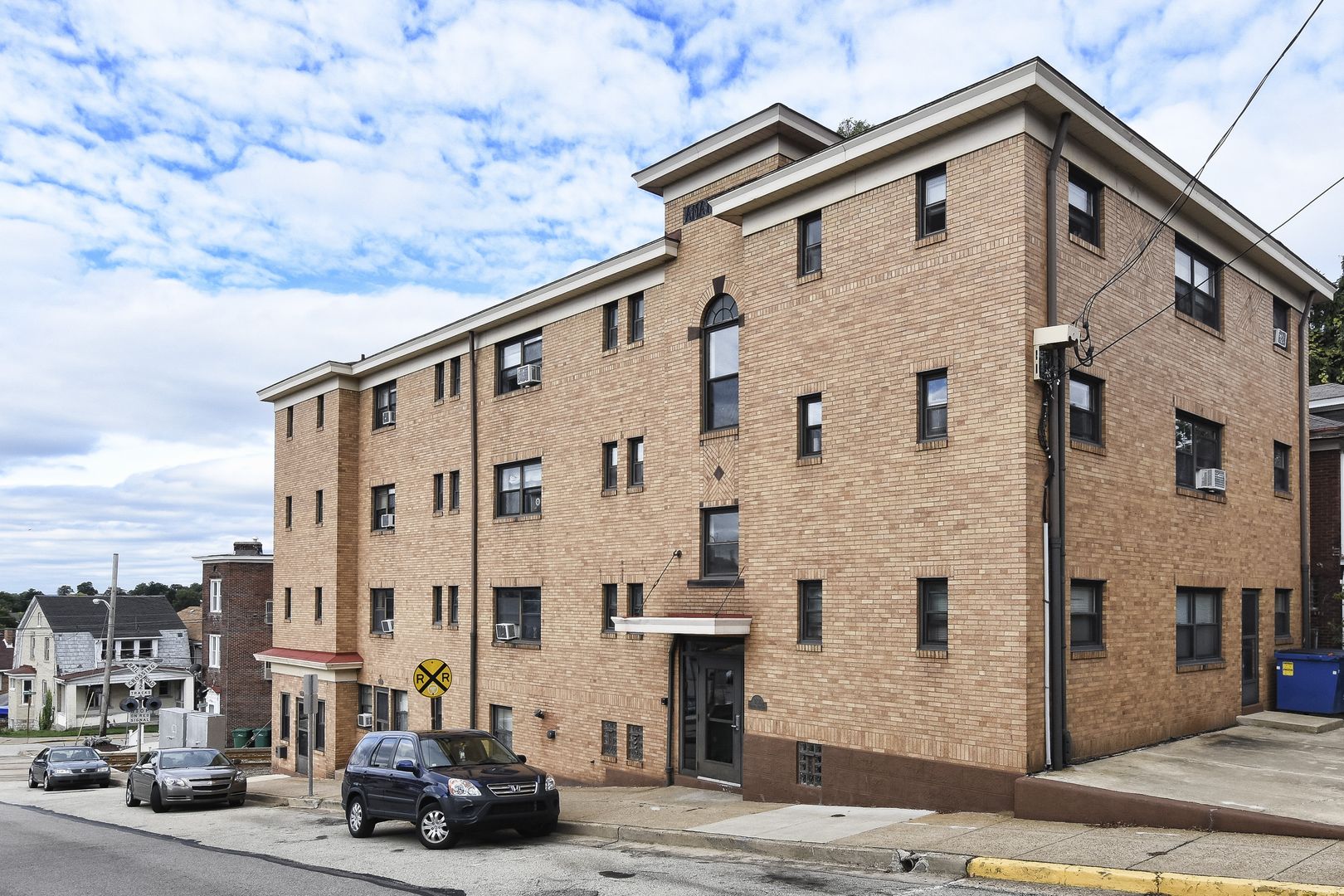 Dormont Apartment: 3130 Raleigh Avenue