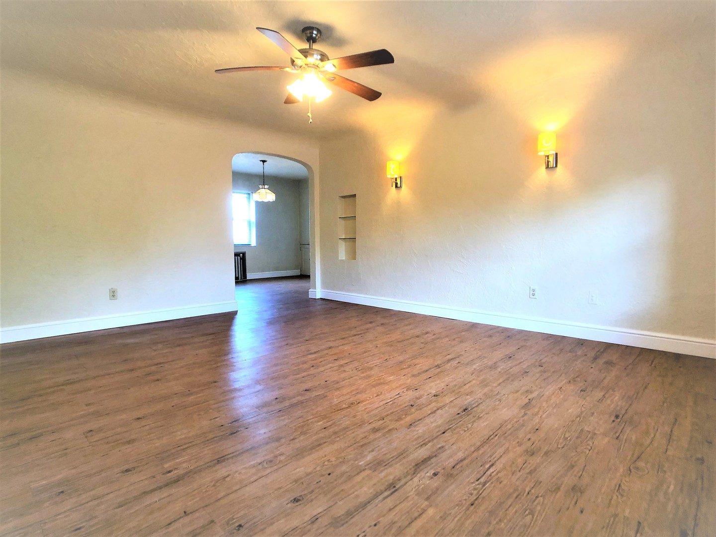 Mt. Lebanon Apartment: 226 McCully Street