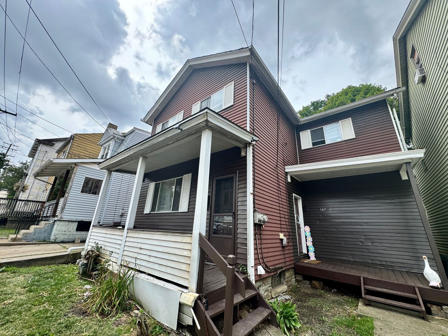 Pittsburgh Apartment: 147 Virginia Avenue