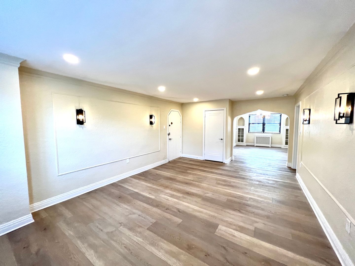 Mt. Lebanon Apartment: 26 Academy Ave.