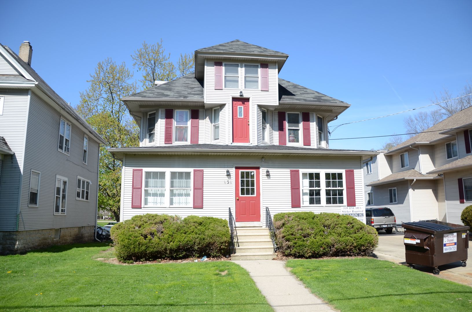 DeKalb Apartment: 131 John Street