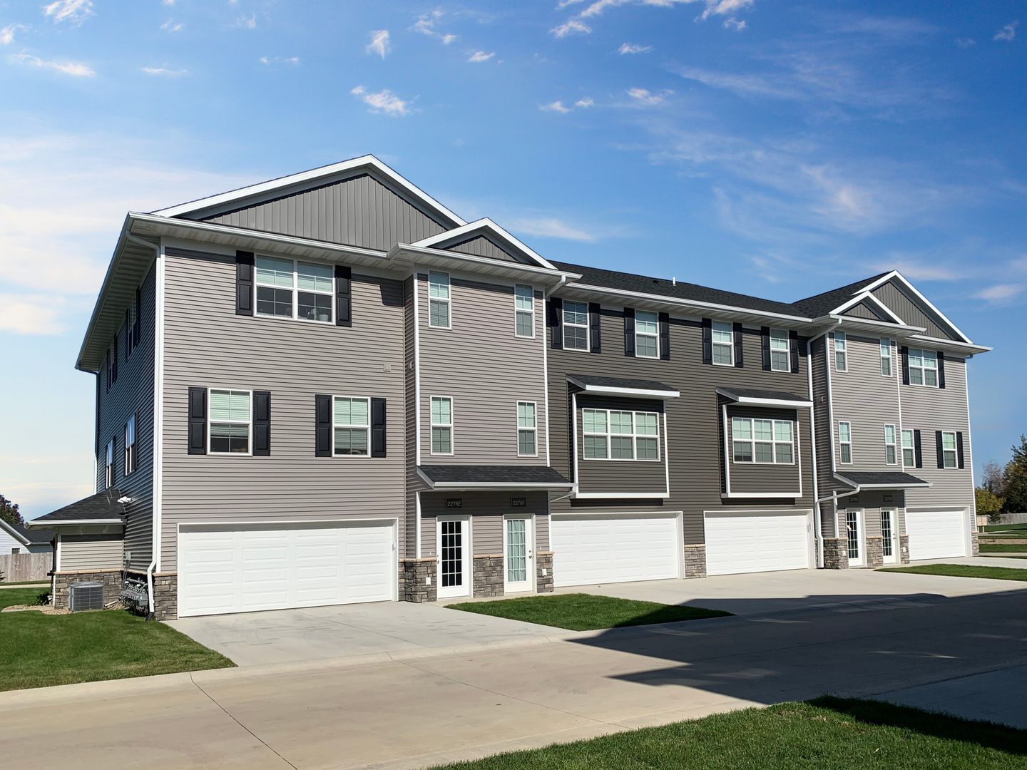 Sunny Ridge Townhomes
