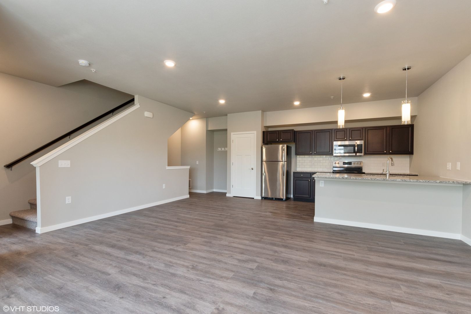 Cedar Rapids Apartment: 4988 Usher's Ferry Road NE